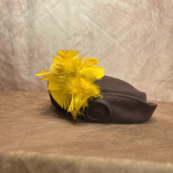 Vintage 40s Ultra Armand Schwab & Co Brown Wool Derby Pill Box Hat Feather Retro - Picture 7 of 7
